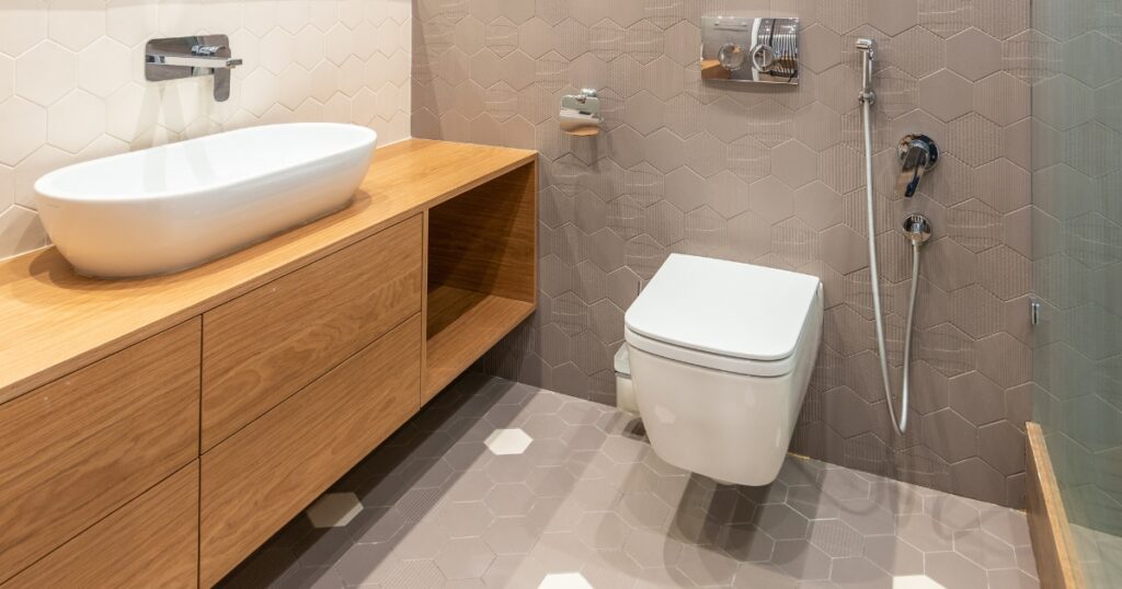 Clean Bathroom Tips: